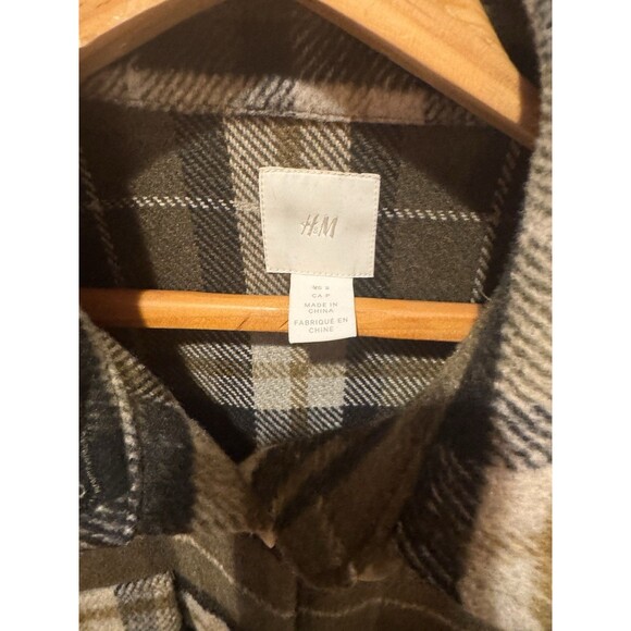 H&M Olive plaid shacket Size S - Picture 6 of 15